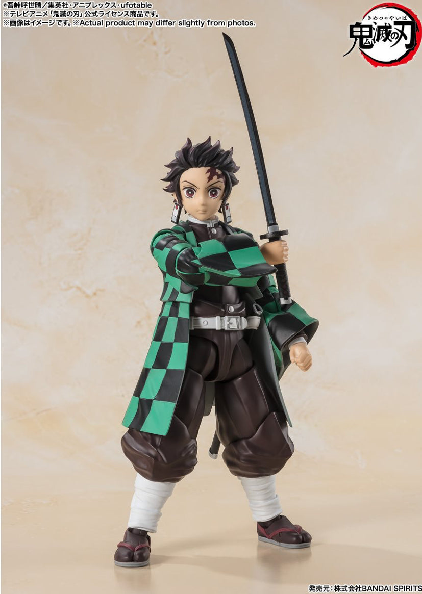 Demon Slayer: Kimetsu No Yaiba Tanjiro Kamado S.H.Figuarts Action Figure