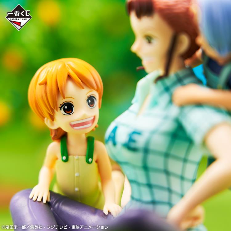 One Piece Ichibansho Revible Moment Nami & Bellemere (Emotional Stories 2) Figure